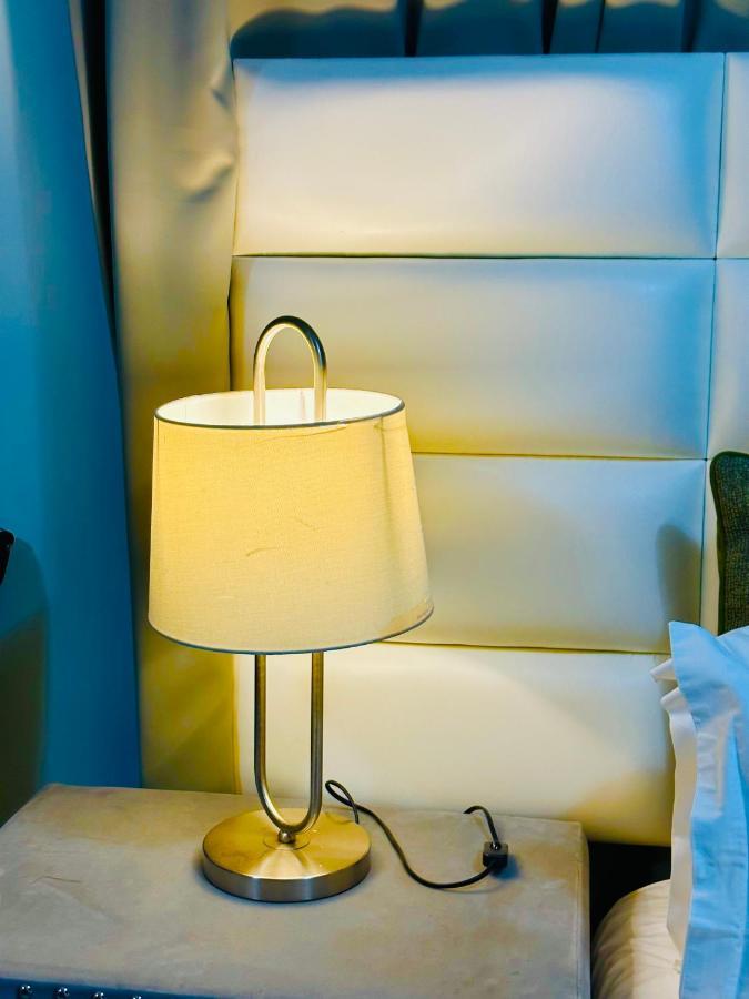 Kimrose Apartment คิมเบอร์ลีย์ ภายนอก รูปภาพ